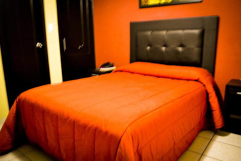 Hotel Villa Cahita Los Mochis Luaran gambar
